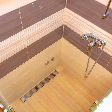 Botic Apartment *