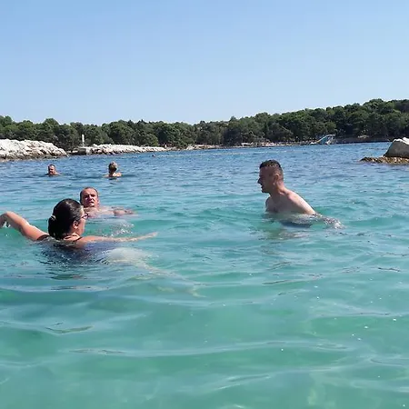 Botic Апартаменты